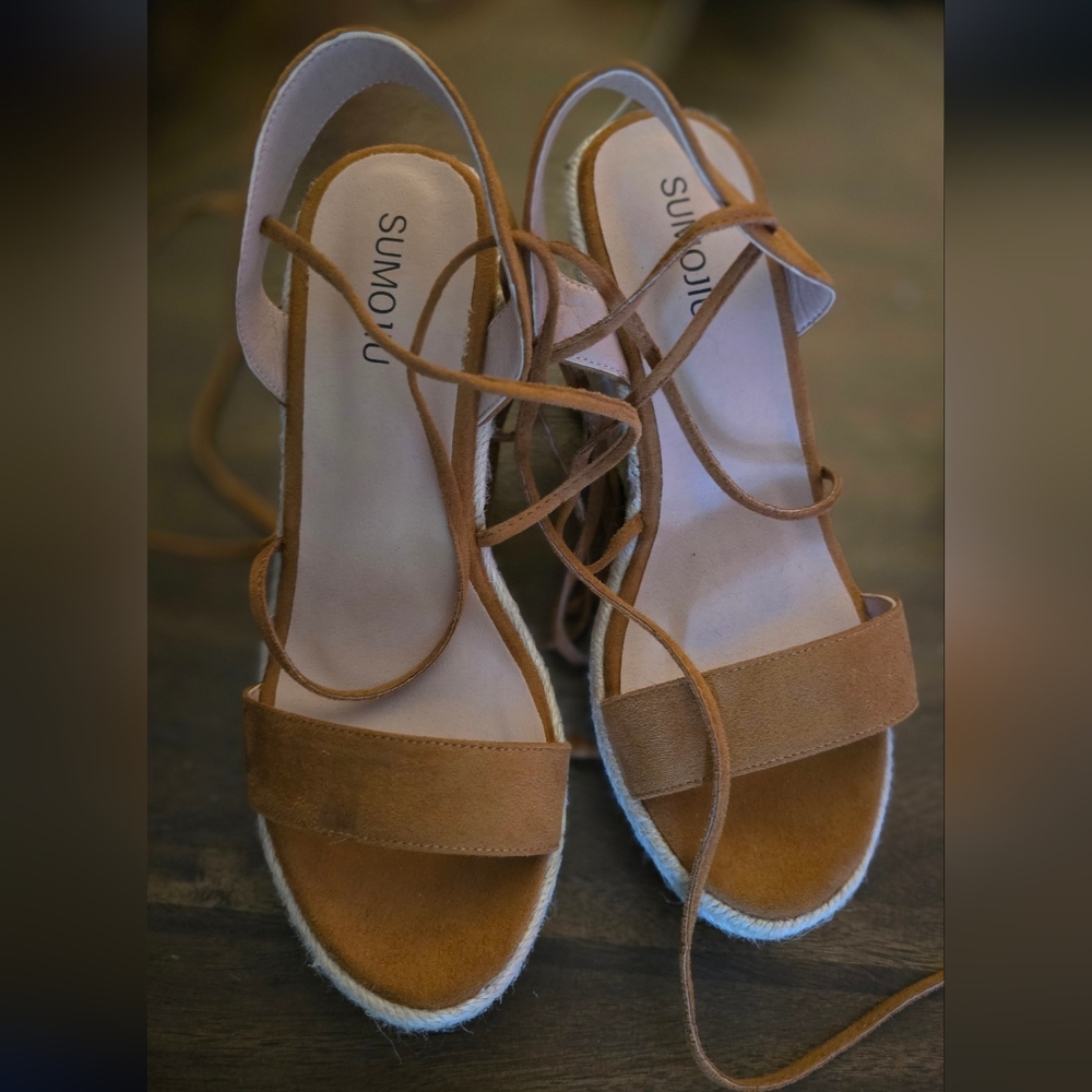 Women's Tan Sandals